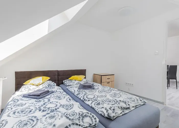 Affittacamere Mira Nest -