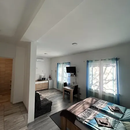 Guest house Mira Nest - *