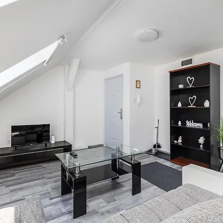 Mira Nest - 3* Budapest