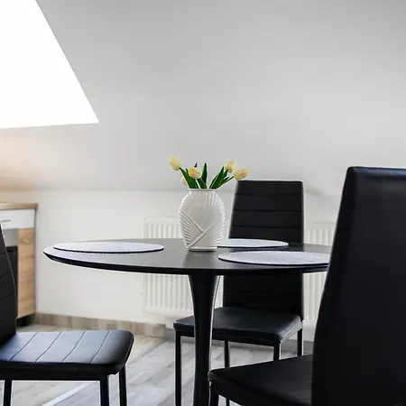 Mira Nest - Gæstehus