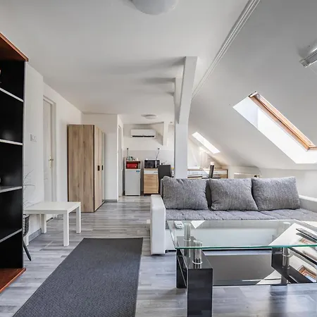 Guest house Mira Nest - *