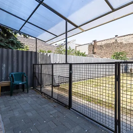 Mira Nest - Gæstehus