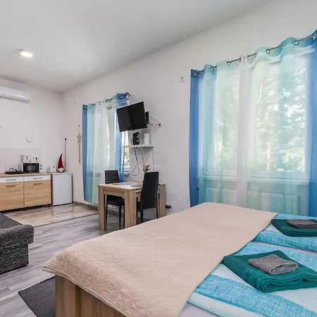 Mira Nest - Budapest