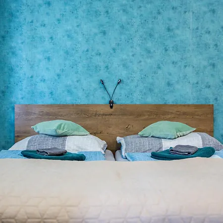 Mira Nest - Budapest