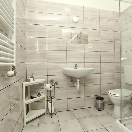 Mira Nest - Guest house *