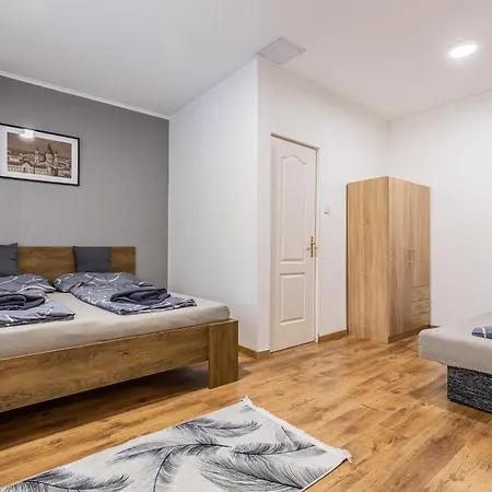 Mira Nest - Gæstehus Budapest