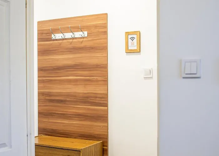 Mira Nest - Penzion 3*