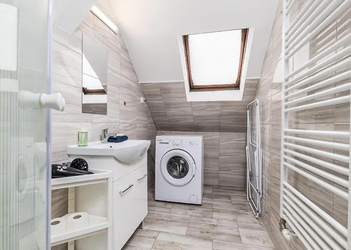 Mira Nest - Guest house Budapest