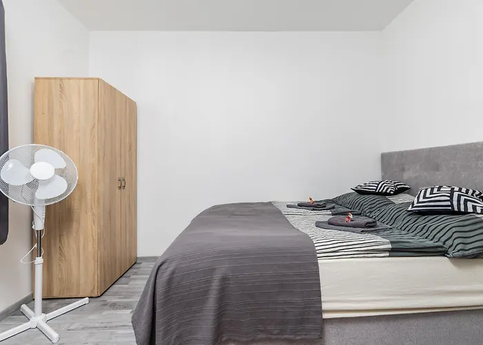 Venus Apartments - Mira Nest