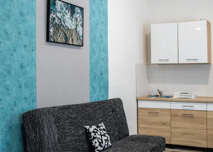 Venus Apartments - Mira Nest 3*