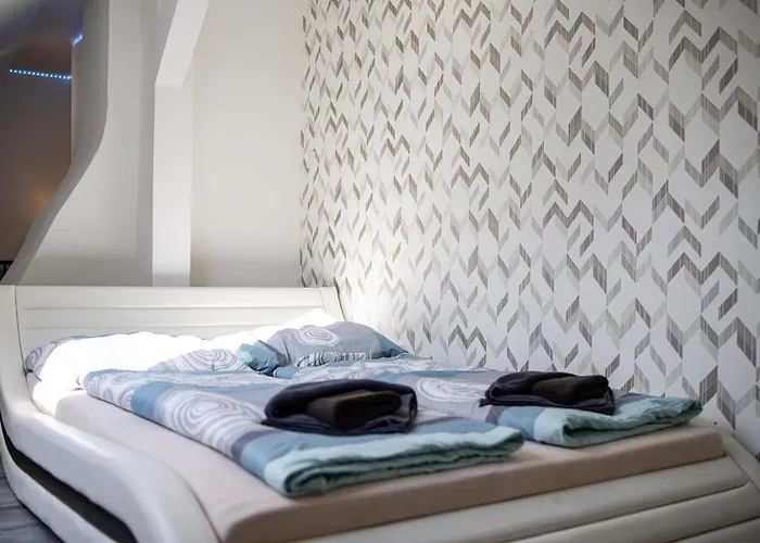בית הארחה Venus Apartments - Mira Nest